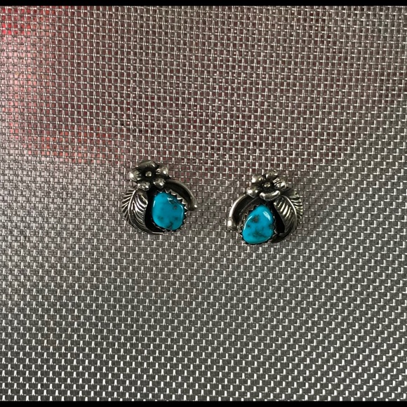 Vintage Authentic Turquoise Stone Earrings .925 Silver Signed - Picture 5 of 8